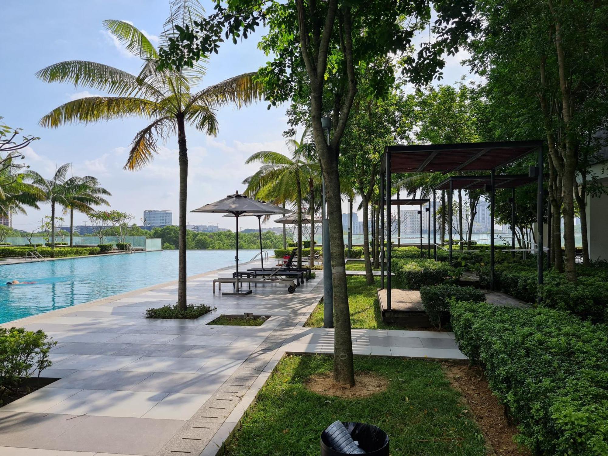 Retreat At Cybersquare Apartment Cyberjaya Luaran gambar
